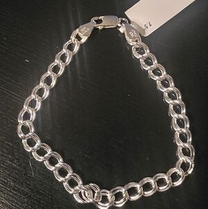 Elegant Silver Chain Bracelet